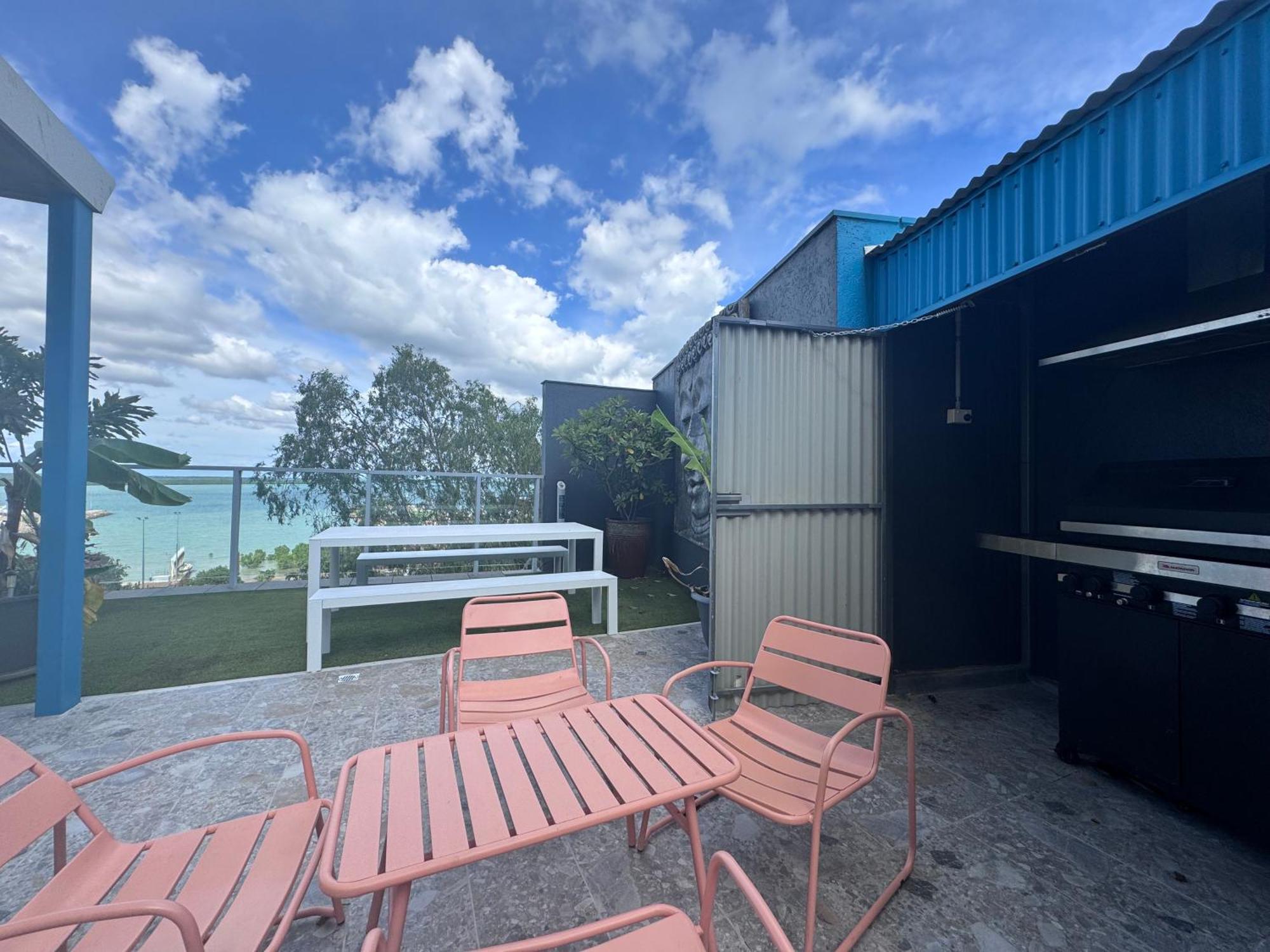 Ramada Suites By Wyndham Zen Quarter Darwin Exterior photo