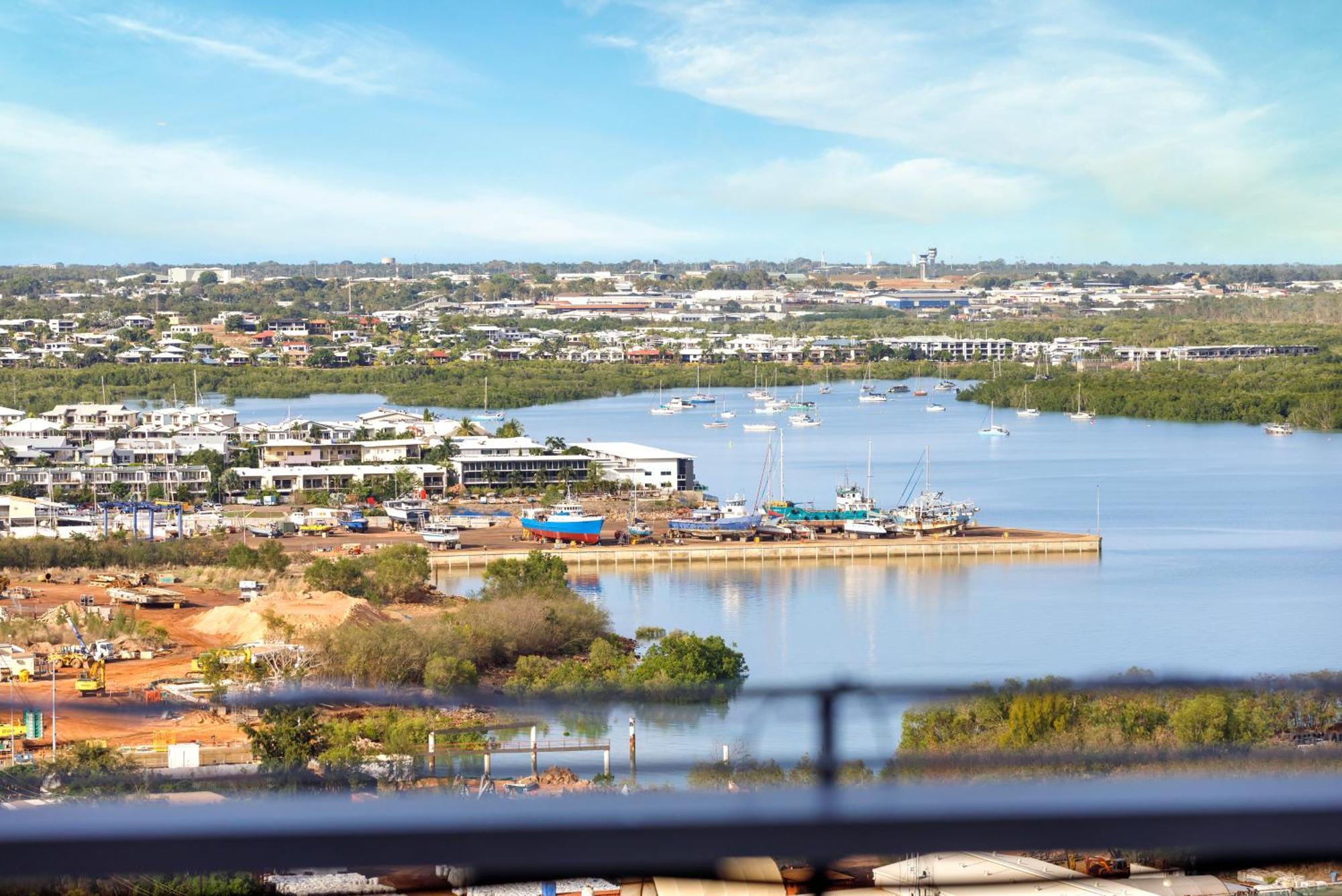 Ramada Suites By Wyndham Zen Quarter Darwin Exterior photo