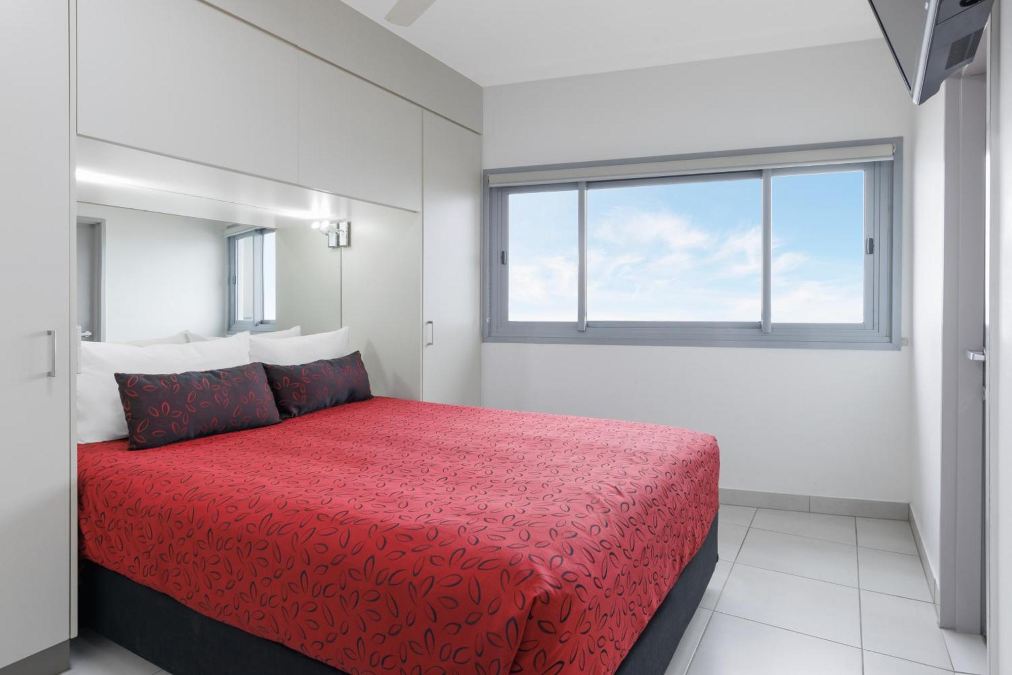 Ramada Suites By Wyndham Zen Quarter Darwin Exterior photo